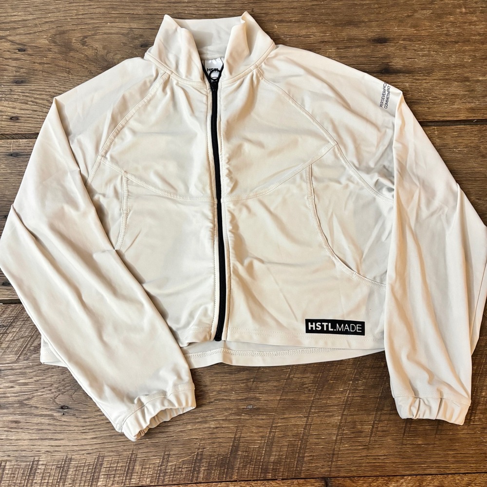 HSTL. MADE Cropped Dry Fit Zip Up‎ Jacket Tan Beige Performance Training Pockets